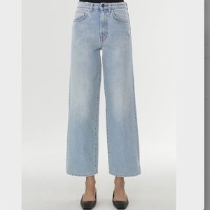 NEW Totême Flare fit Denim